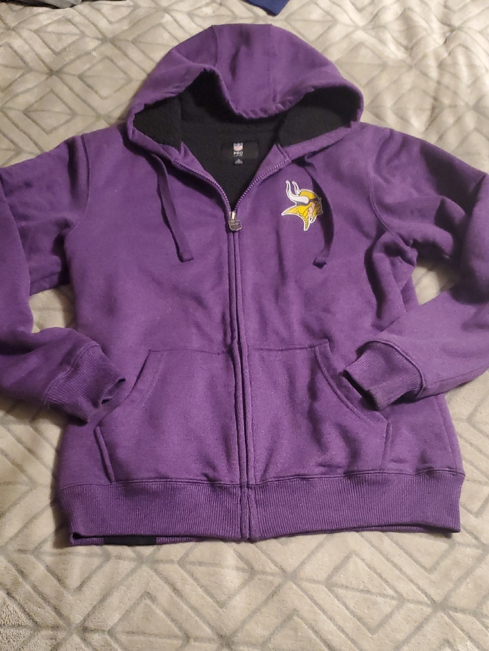 Minnesota Vikings NFL Pro Line full-zip hoodie midweight, fleece-lined jacket